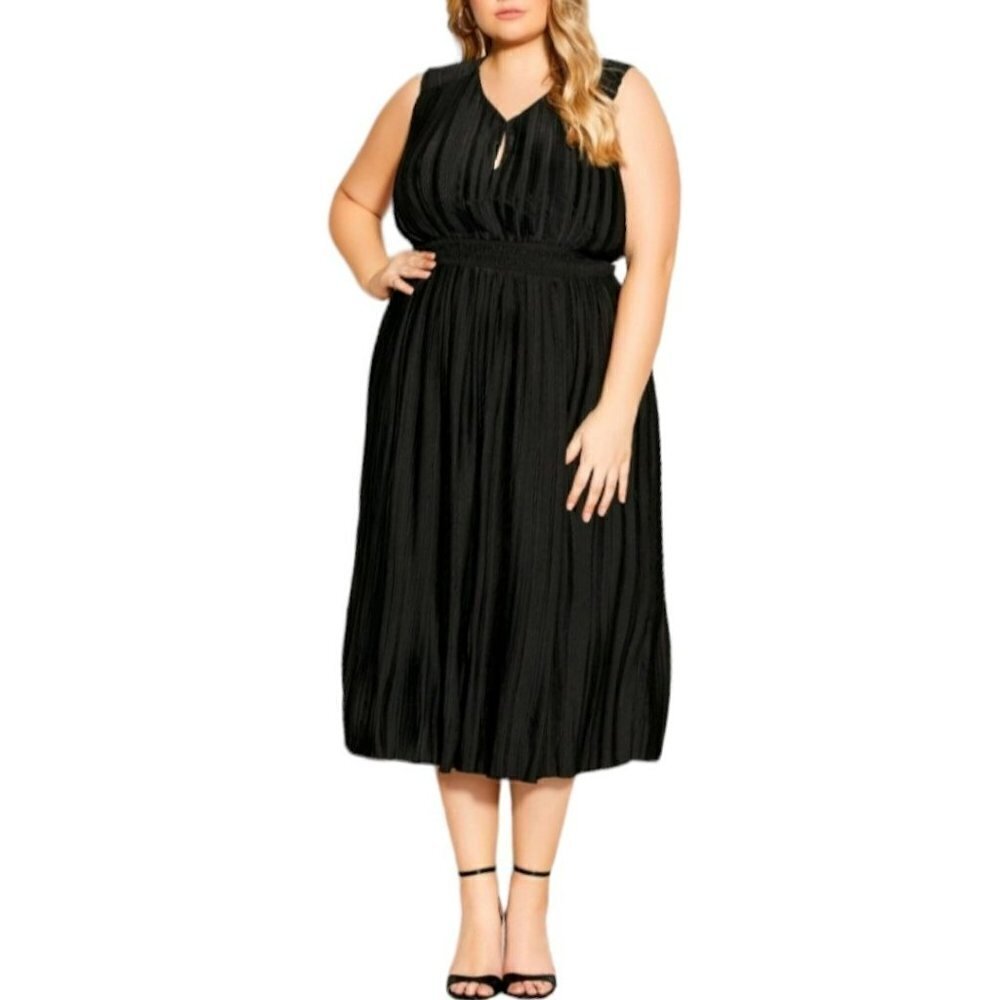 Women's Plus Size Perfect Pleat Dress | CITY CHIC | 22